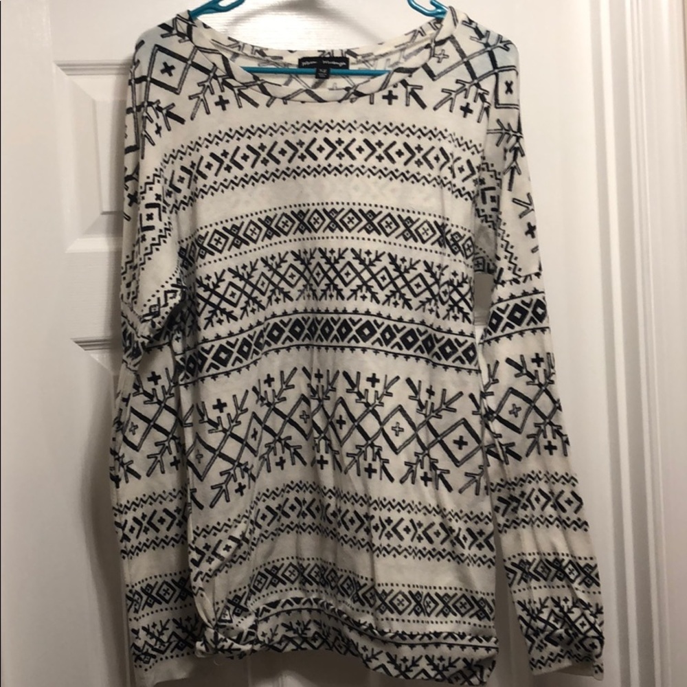 Mason Mackenzie Aztec style print long sleeve top